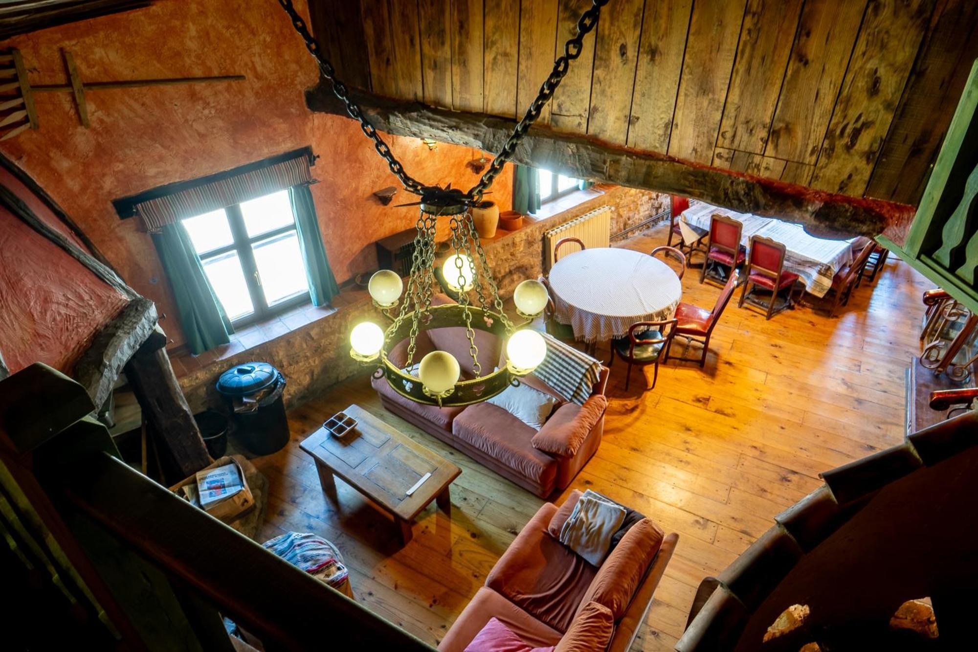 Hostel Atapuerca Inpulso Bagian luar foto
